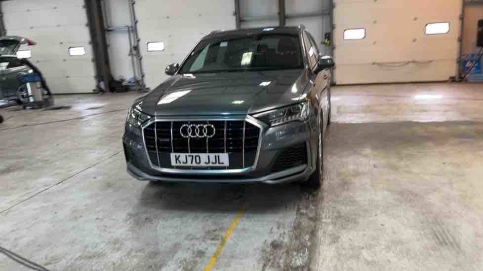 More views of Audi Q7