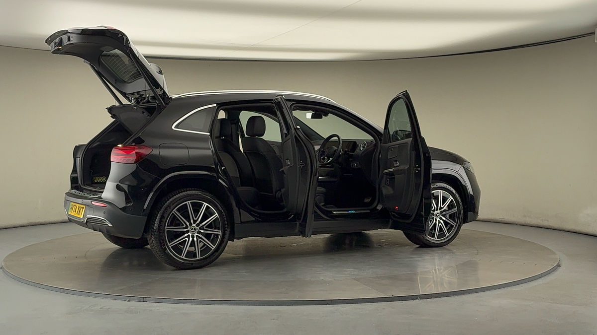 More views of Mercedes-Benz EQA