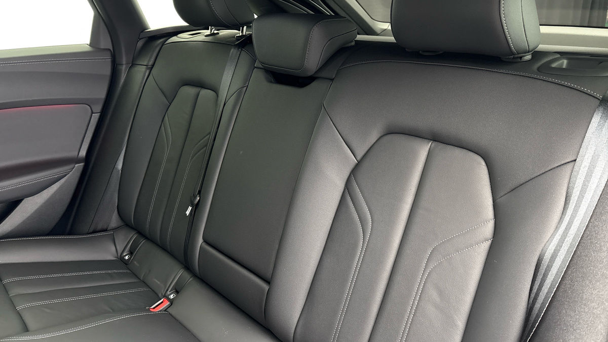 Audi A5 Avant Image 8
