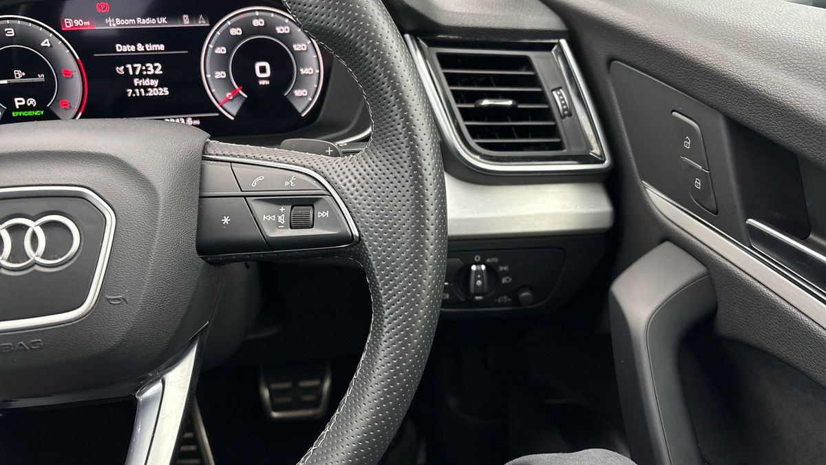 Audi Q5 Image 14