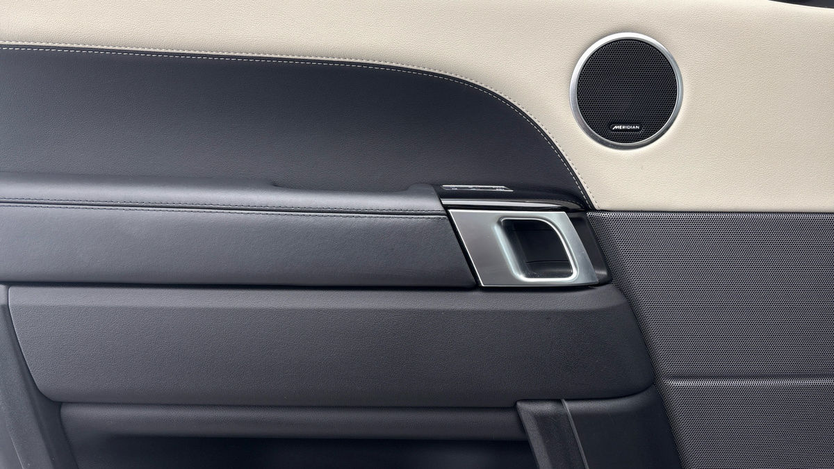Land Rover Range Rover Sport Image 19