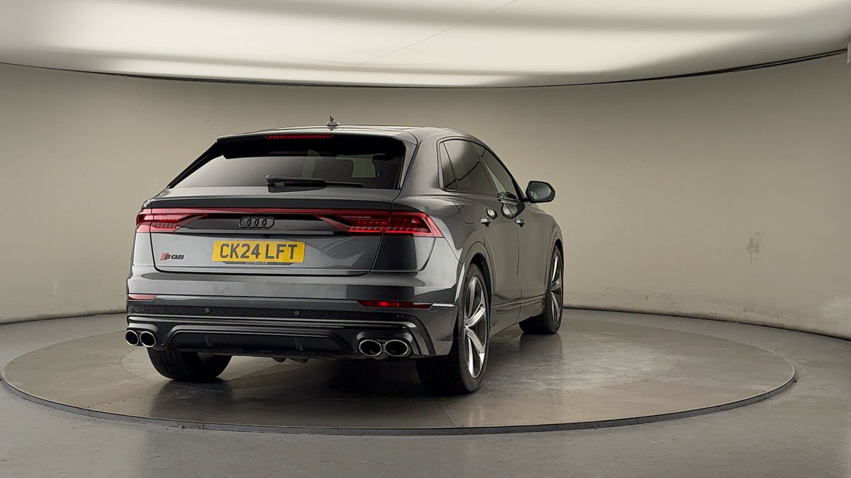 More views of Audi SQ8