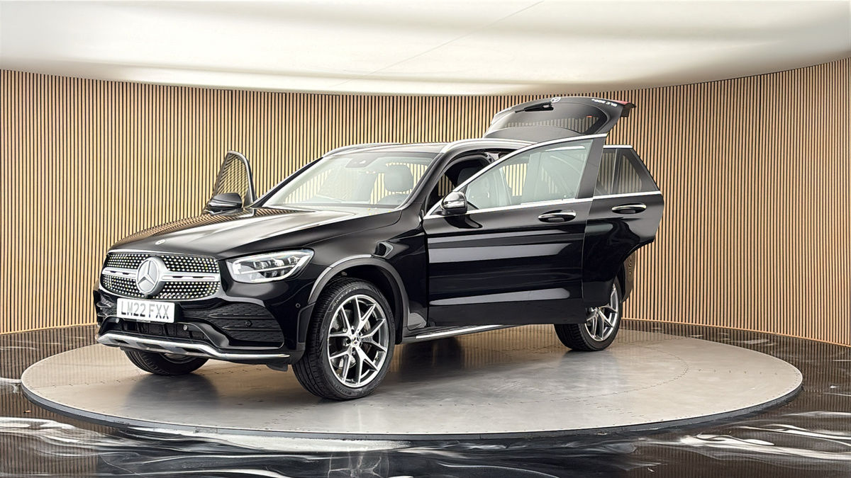 More views of Mercedes-Benz GLC