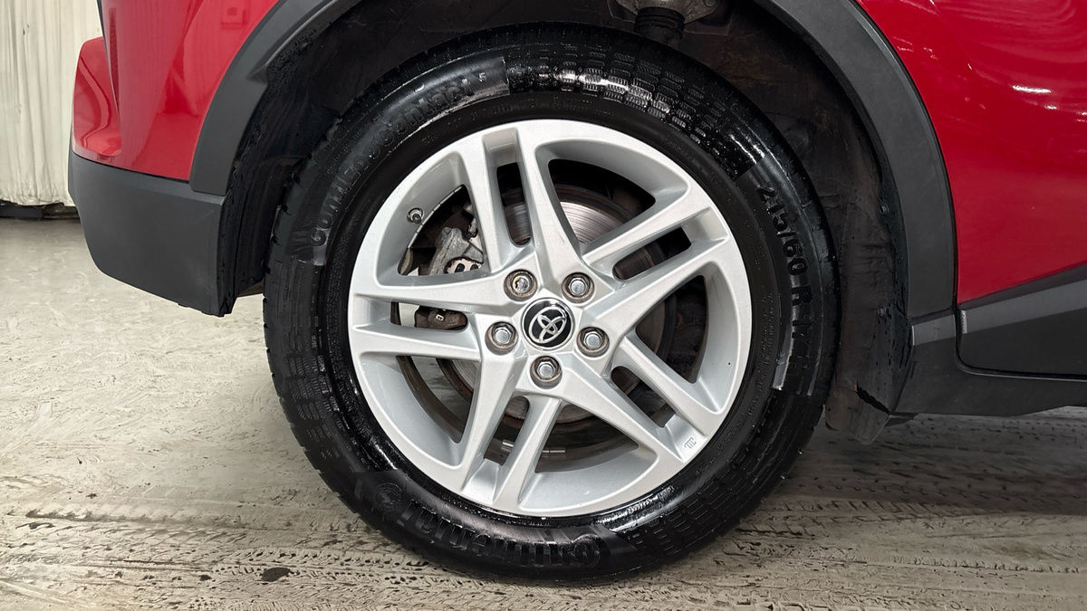 Toyota C-HR Image 10