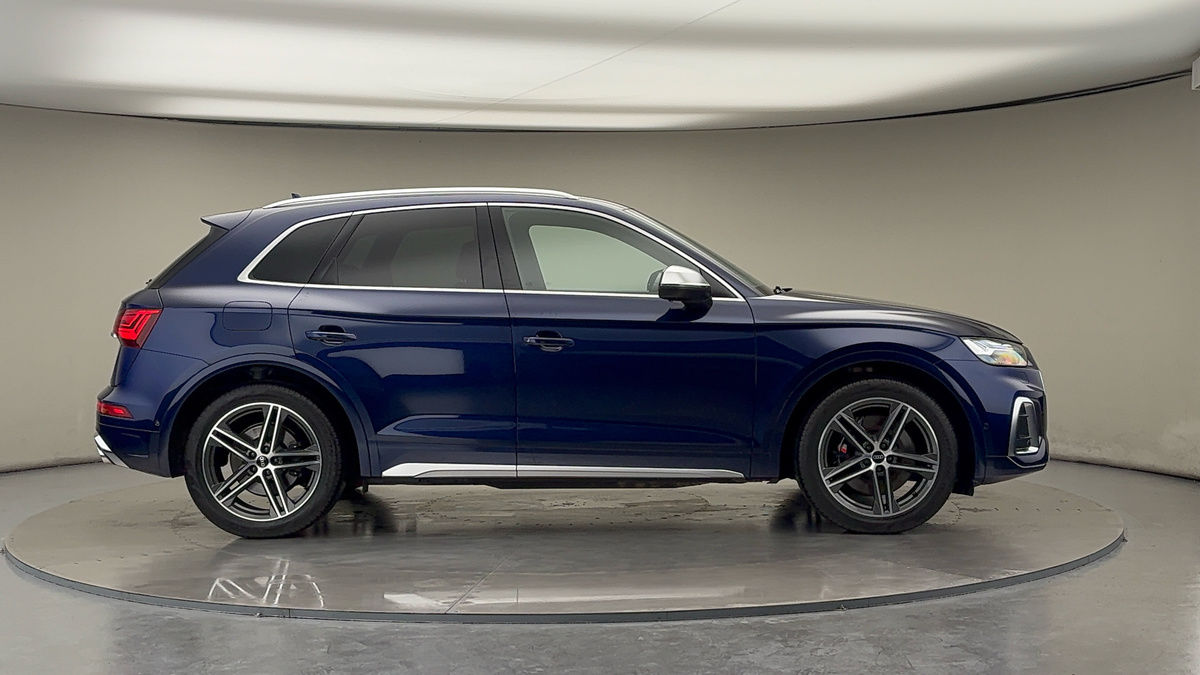 Audi SQ5 Image 16