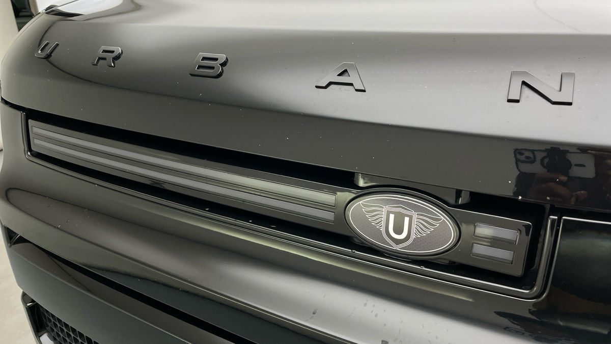 Land Rover Defender 90 Urban Image 24