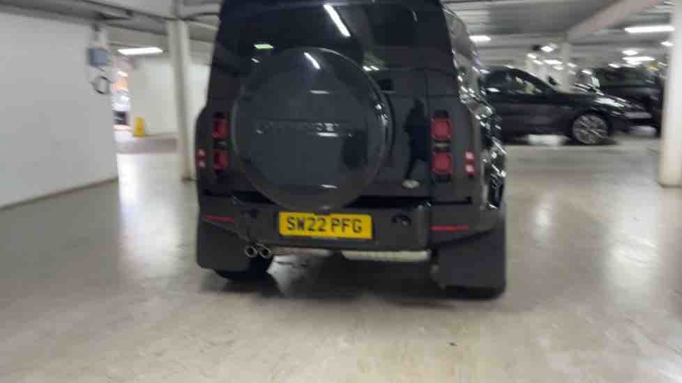 More views of Land Rover Defender 90