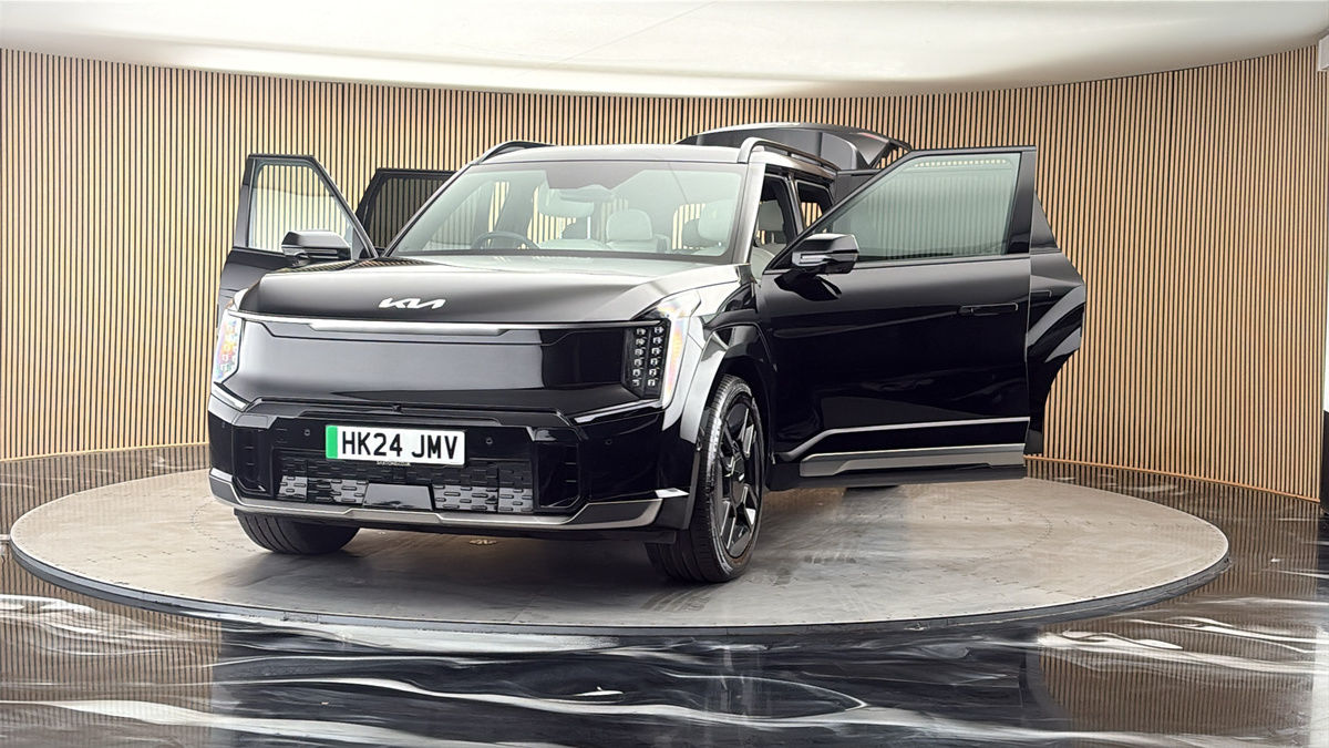 More views of Kia EV9