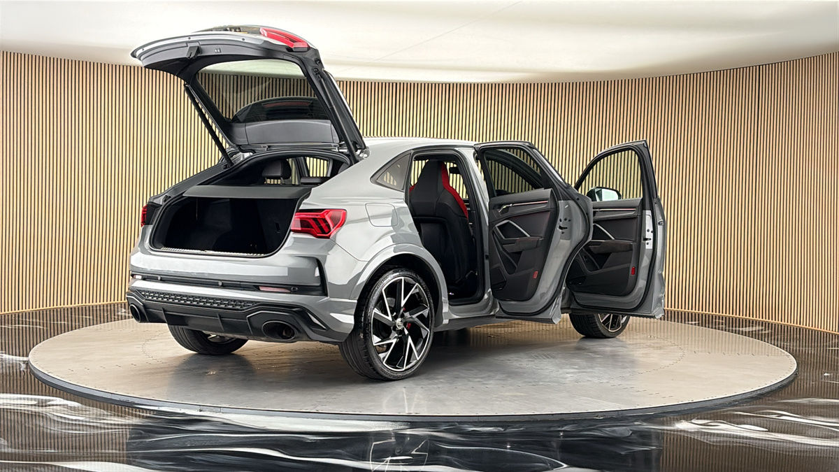 More views of Audi RS Q3