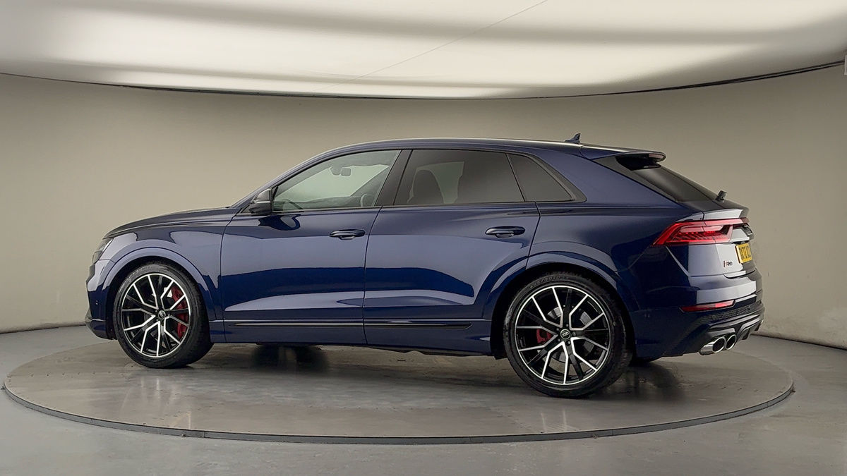 More views of Audi SQ8