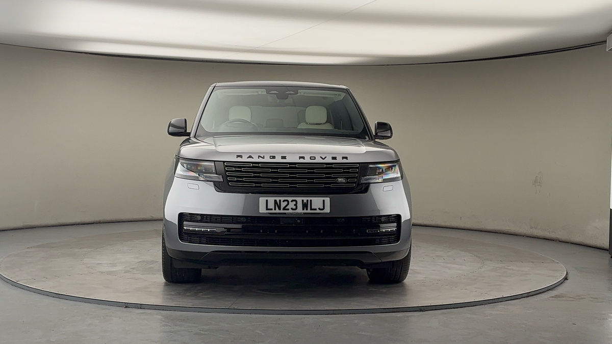 More views of Land Rover Range Rover