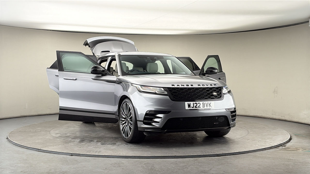More views of Land Rover Range Rover Velar