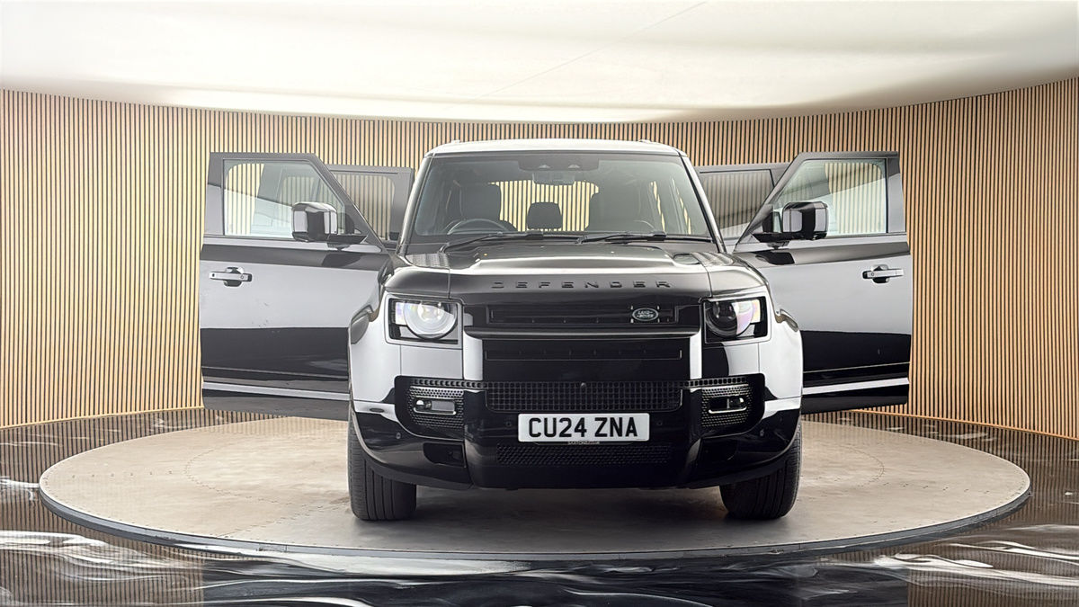 More views of Land Rover Defender 110
