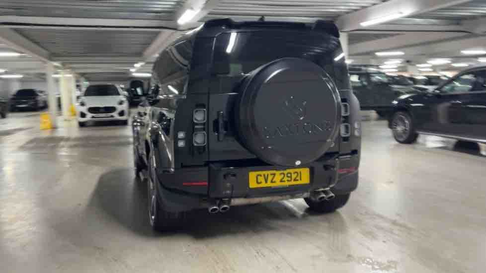 More views of Land Rover Defender 90