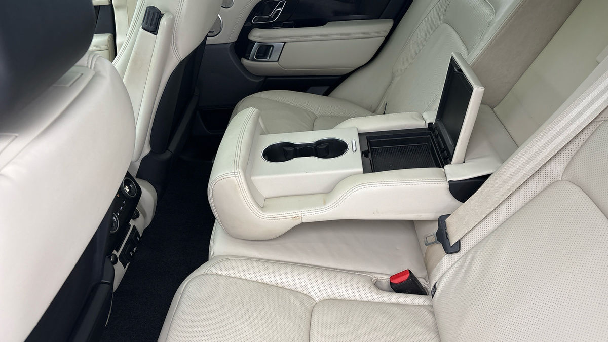 Land Rover Range Rover Image 9