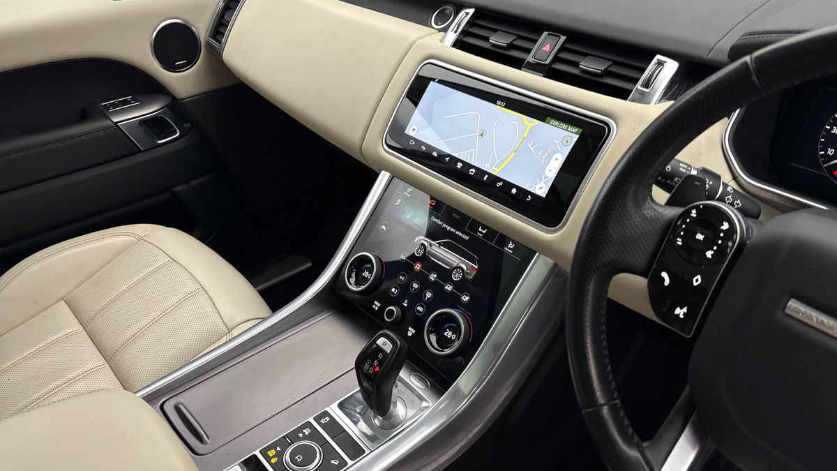 Land Rover Range Rover Sport Image 18