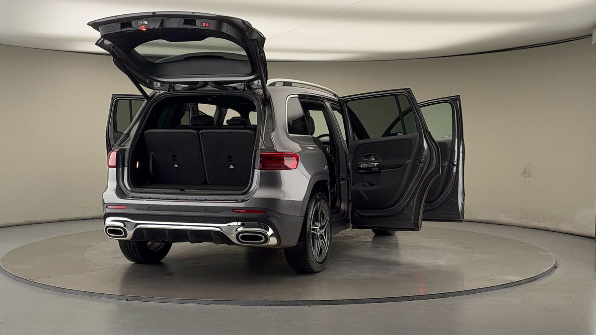 More views of Mercedes-Benz GLB