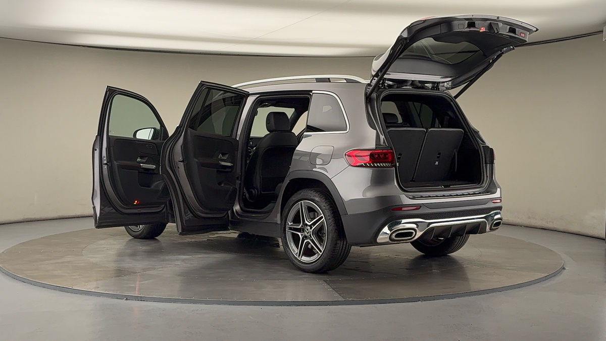 More views of Mercedes-Benz GLB