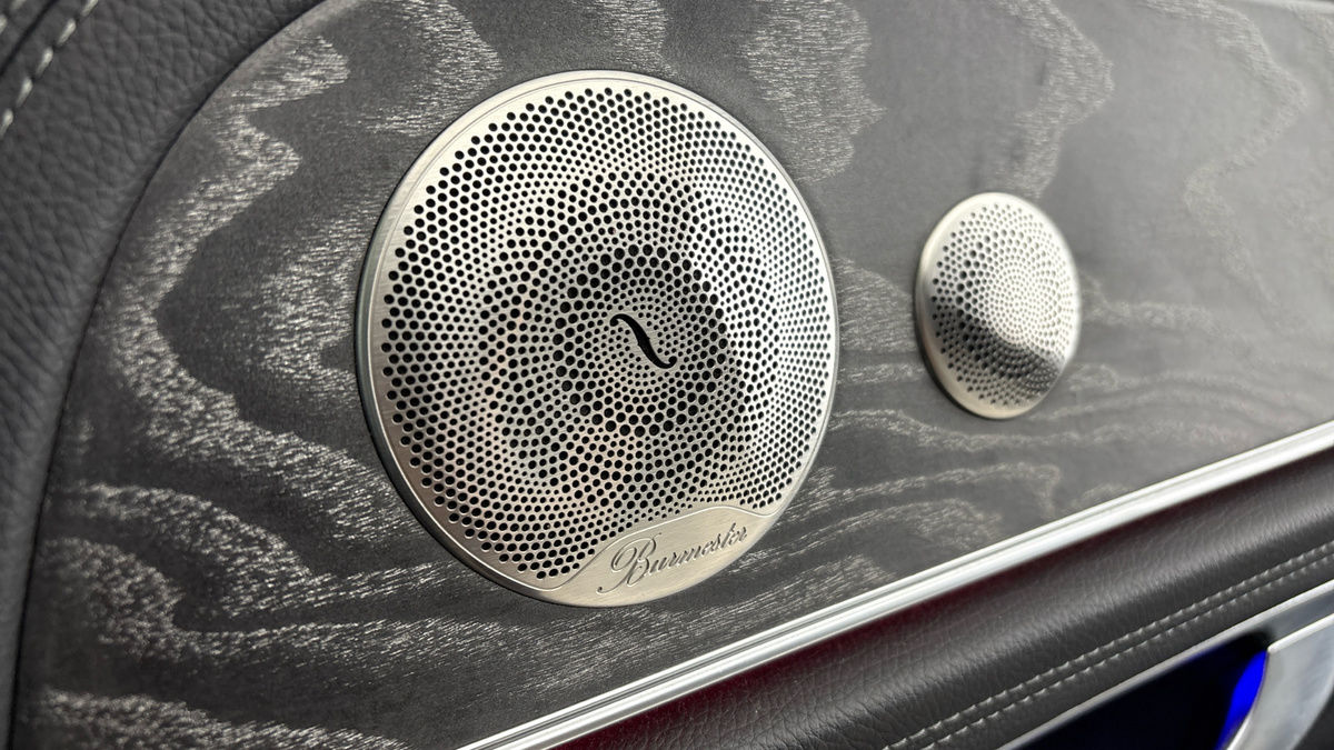 Mercedes-Benz E Class Image 25