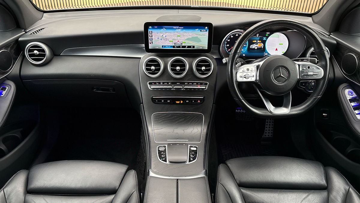 Mercedes-Benz GLC Image 12