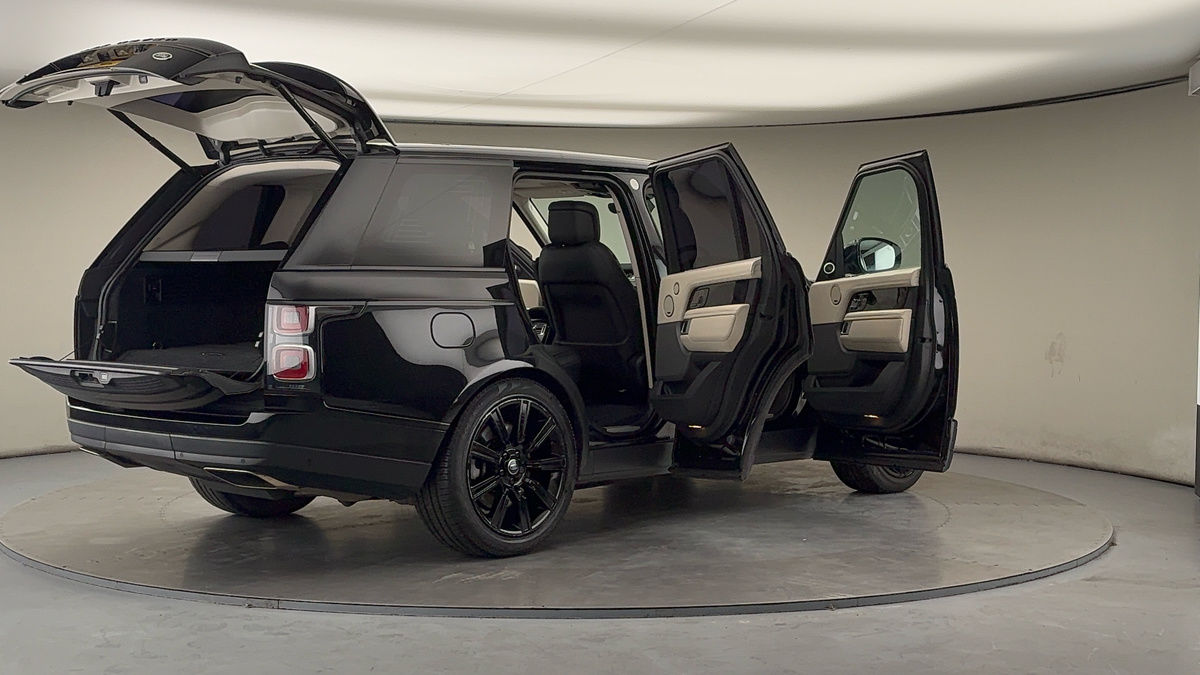 More views of Land Rover Range Rover