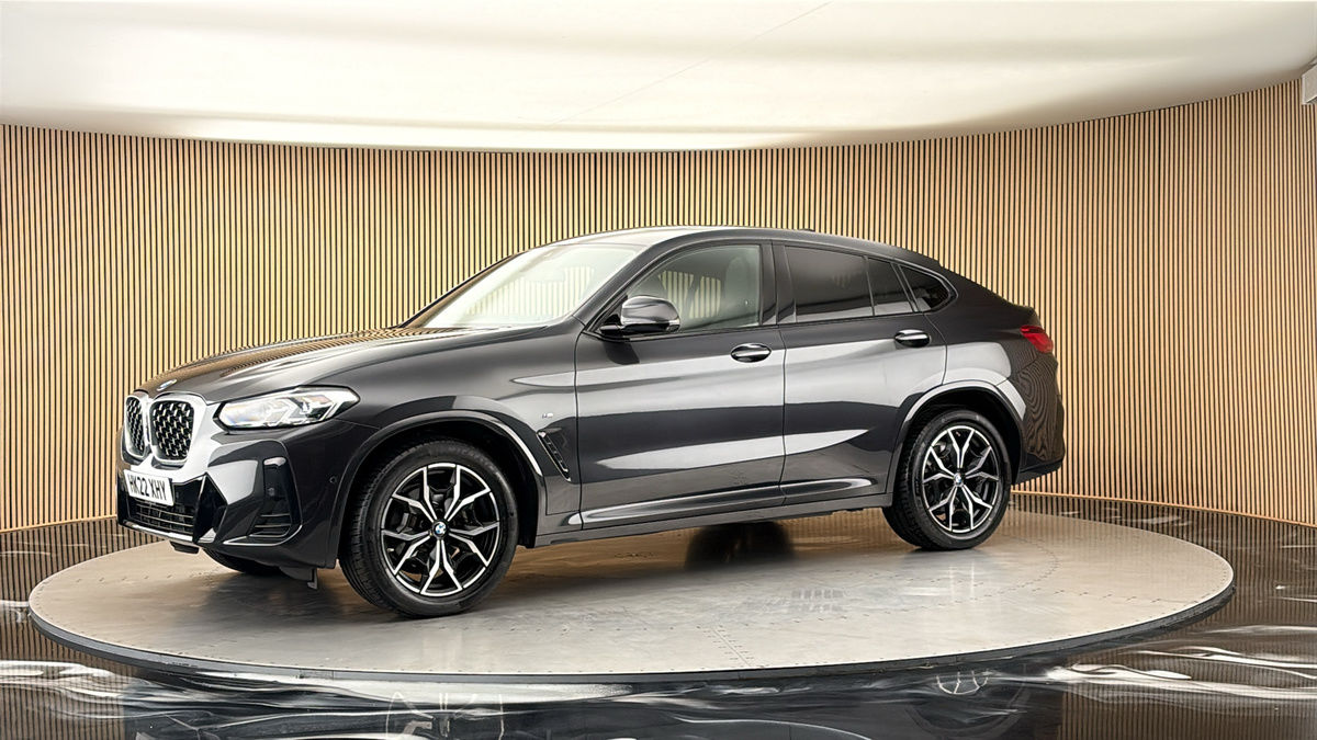 More views of BMW X4