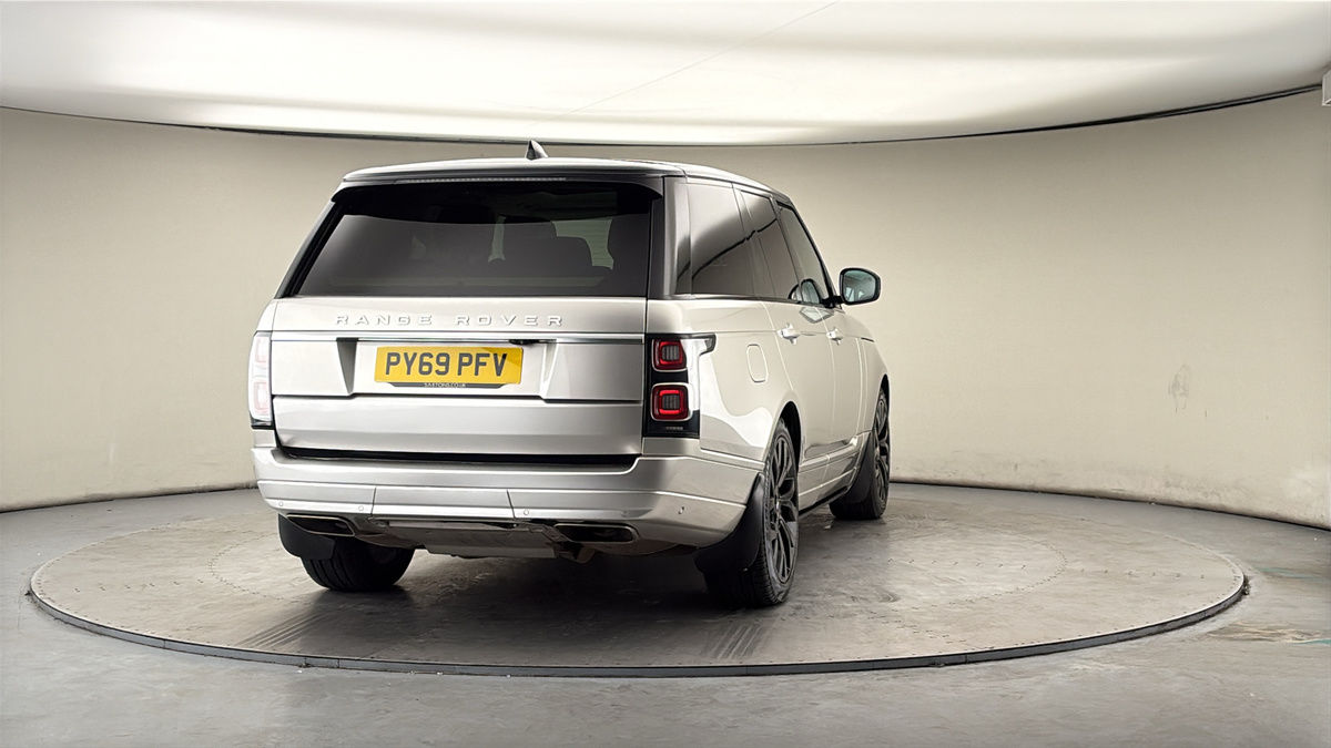 More views of Land Rover Range Rover