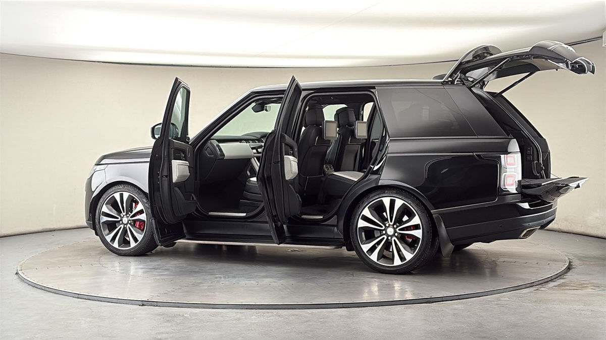 More views of Land Rover Range Rover