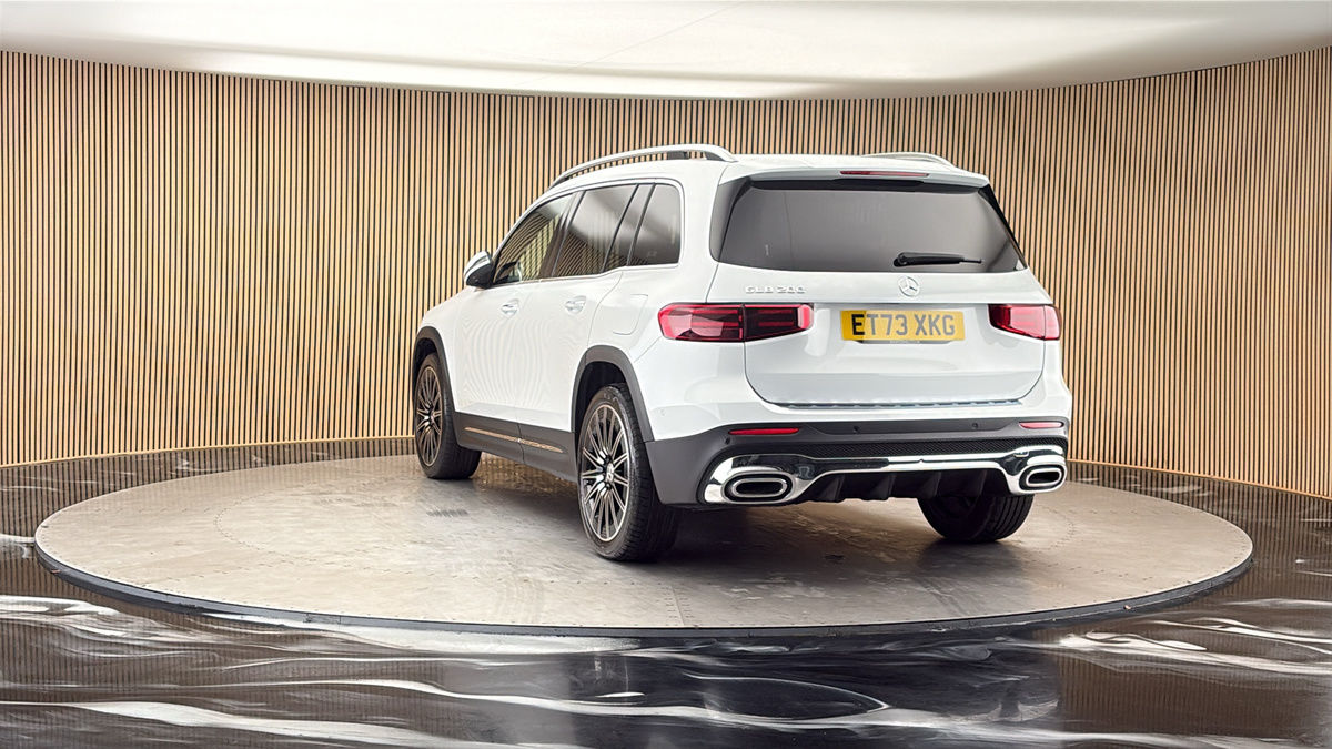 More views of Mercedes-Benz GLB