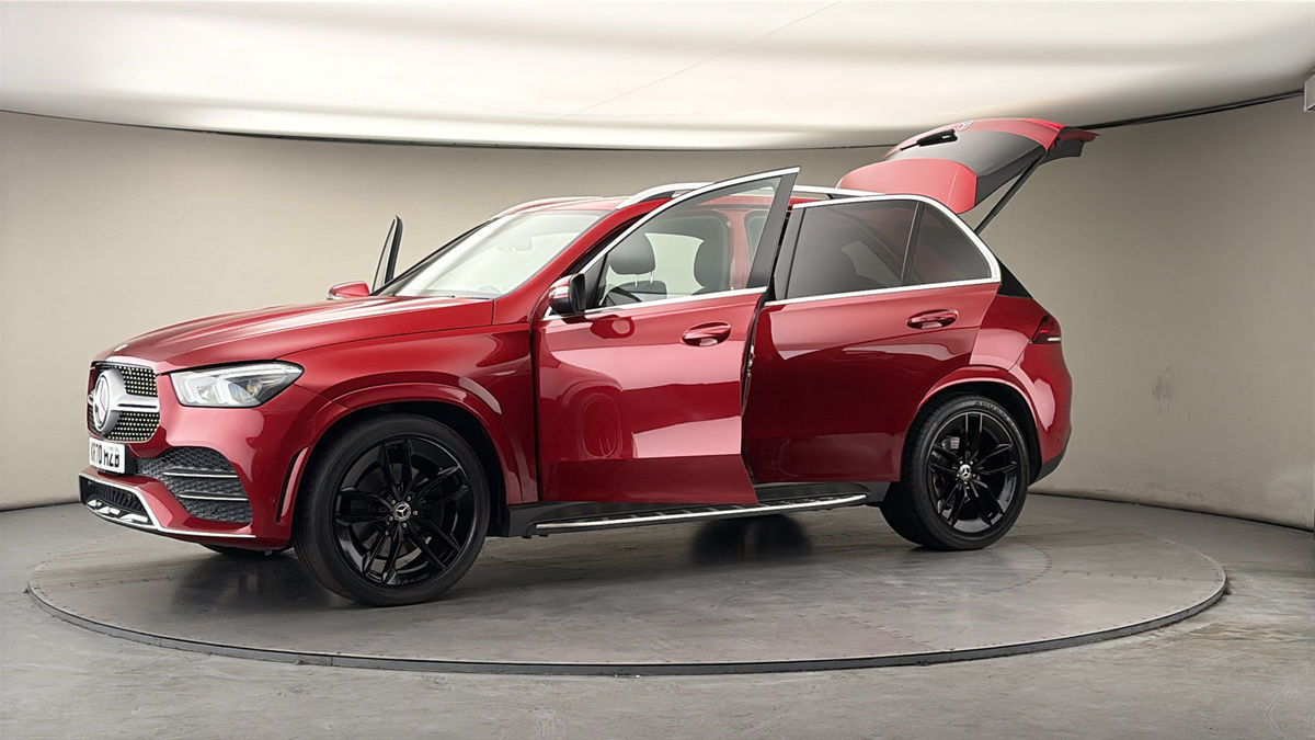 More views of Mercedes-Benz GLE