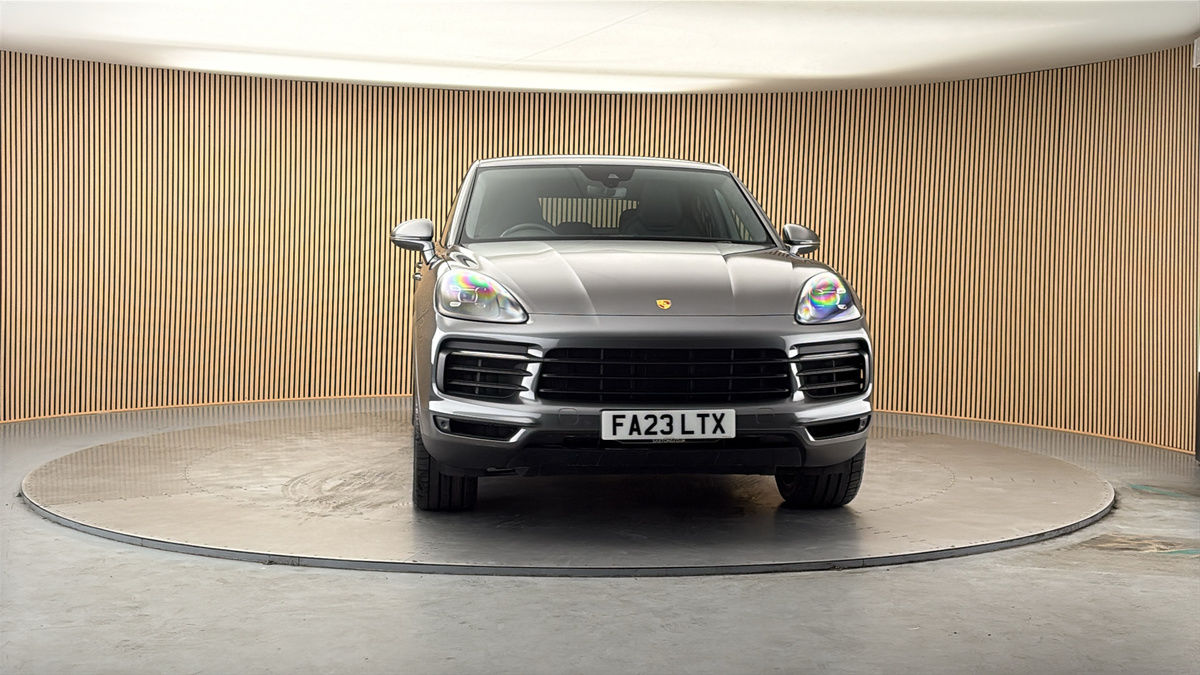 More views of Porsche Cayenne