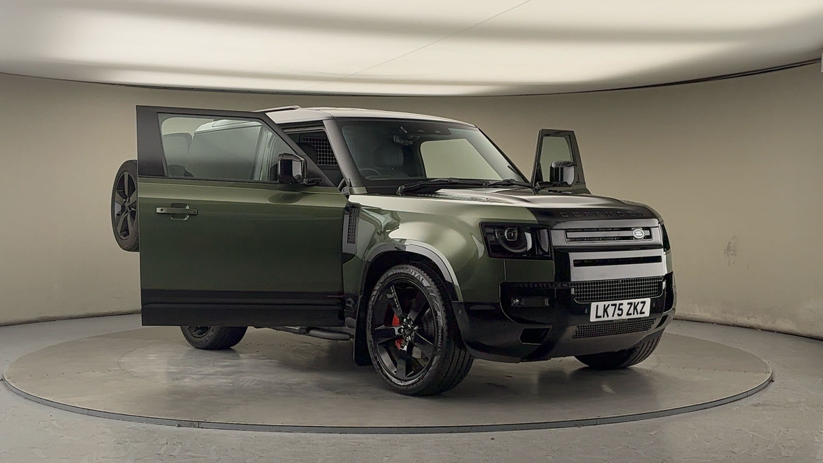 More views of Land Rover Defender 90