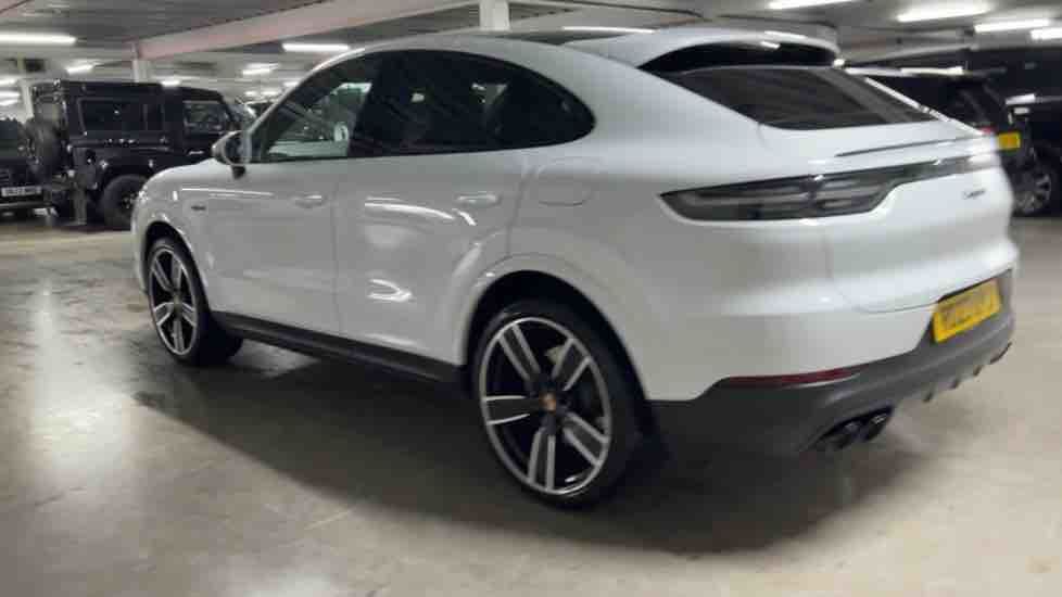 More views of Porsche Cayenne