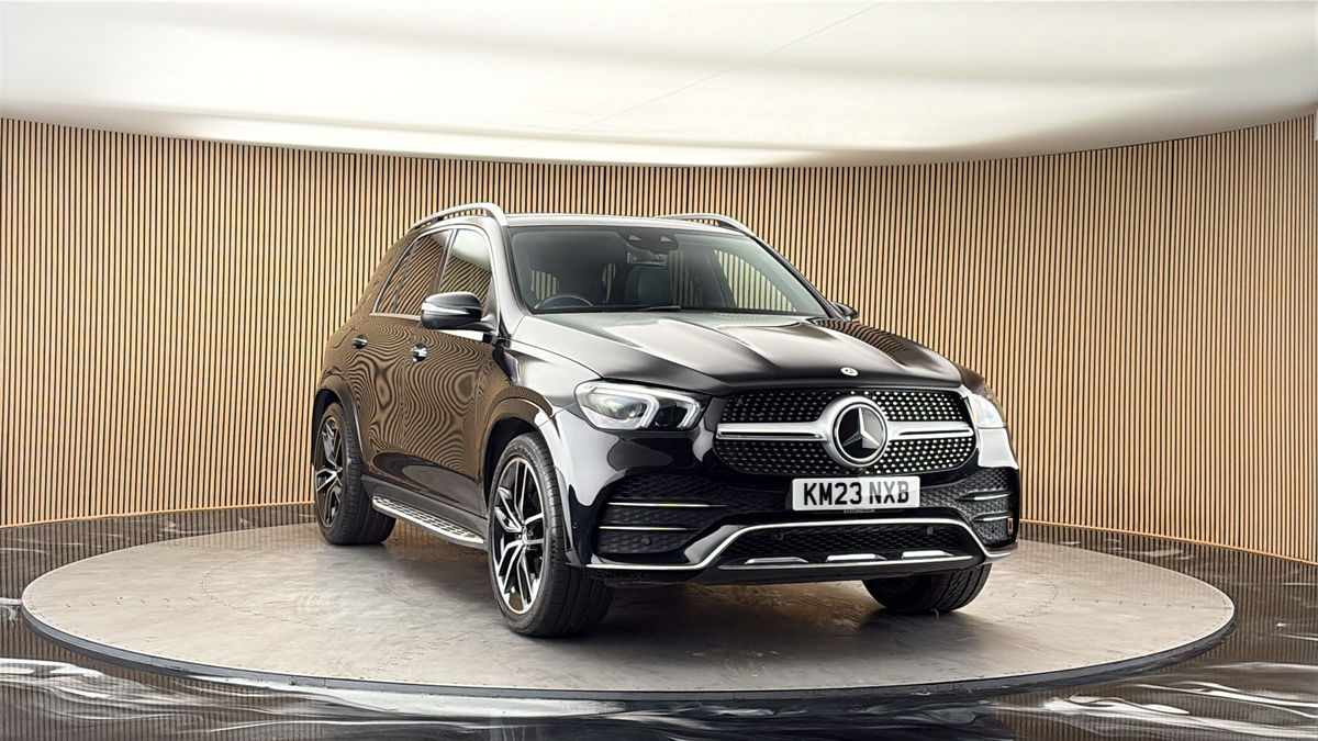 More views of Mercedes-Benz GLE