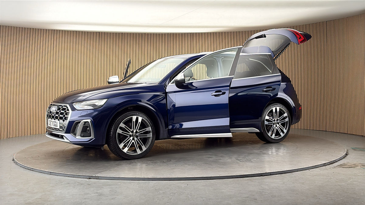 More views of Audi SQ5