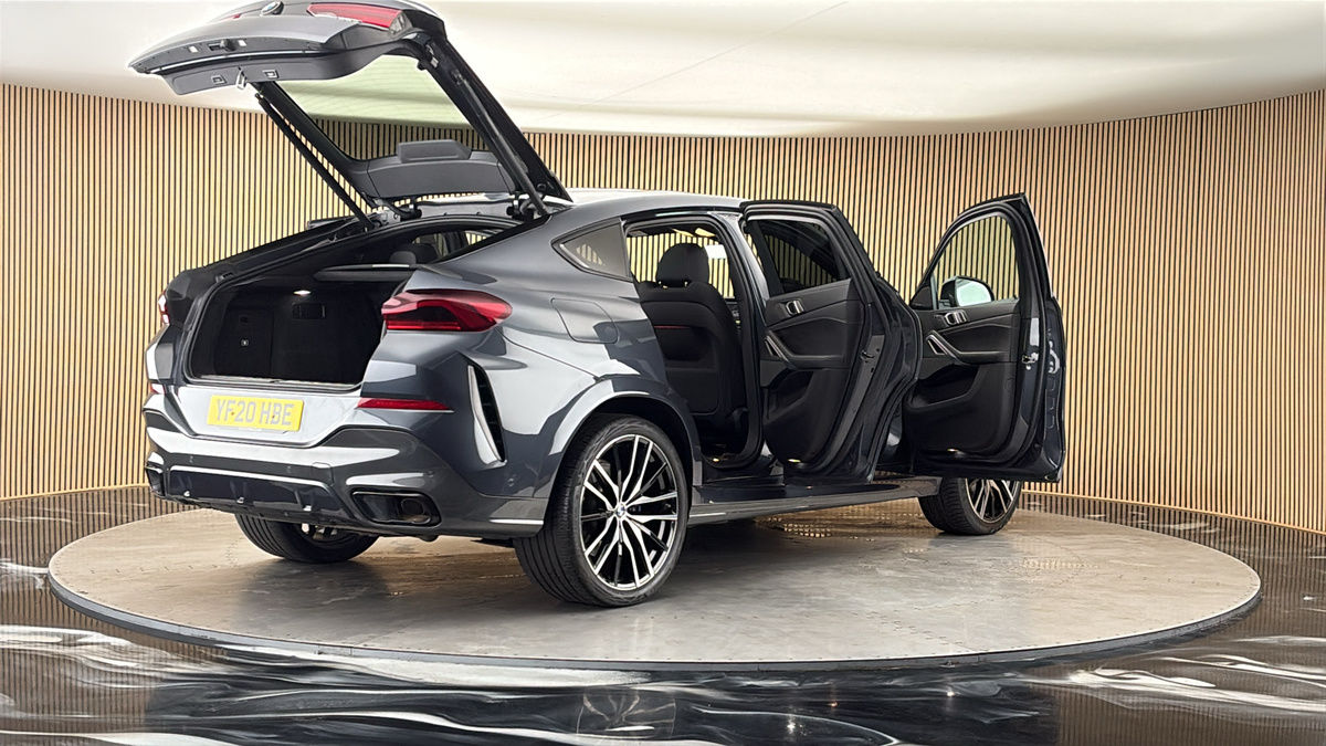 More views of BMW X6