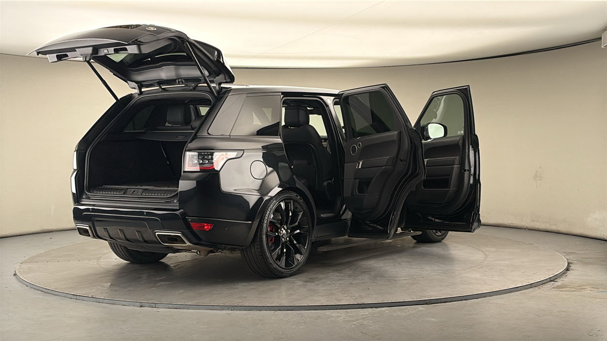 More views of Land Rover Range Rover Sport