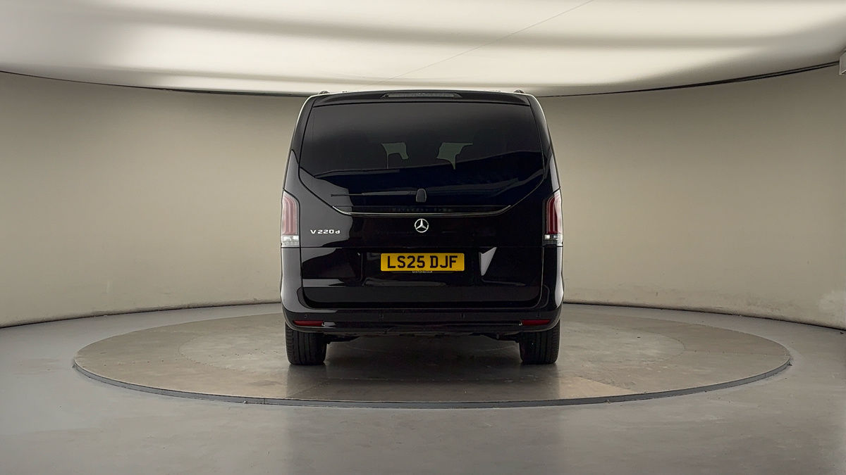 Mercedes-Benz V Class Image 4