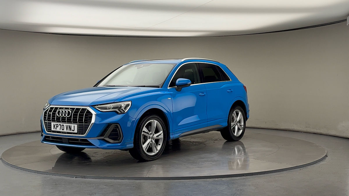 More views of Audi Q3