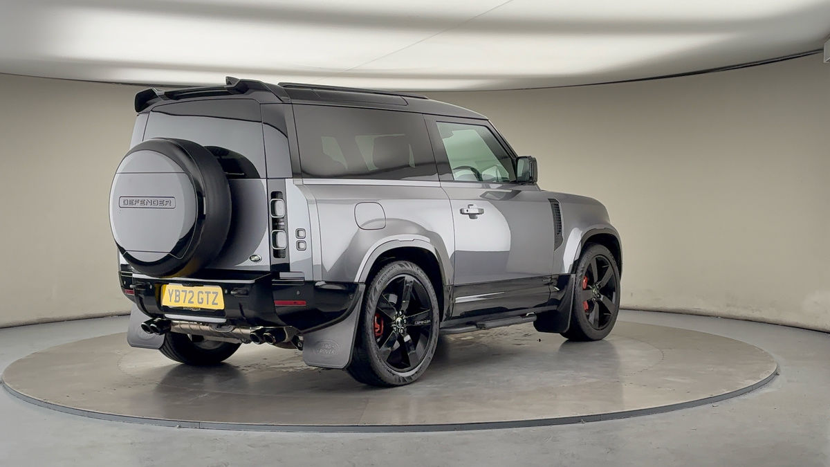 More views of Land Rover Defender 90