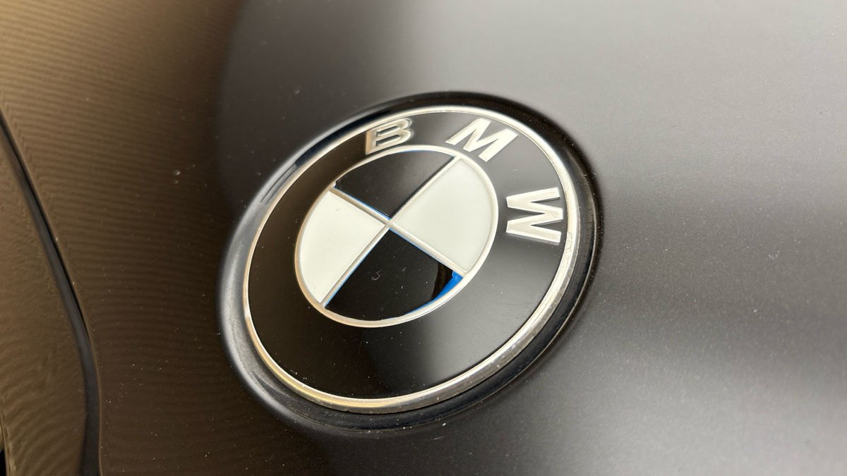 BMW 3 Series Image 24