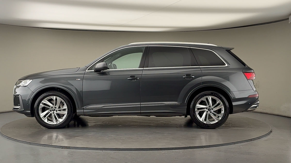 Audi Q7 Image 15