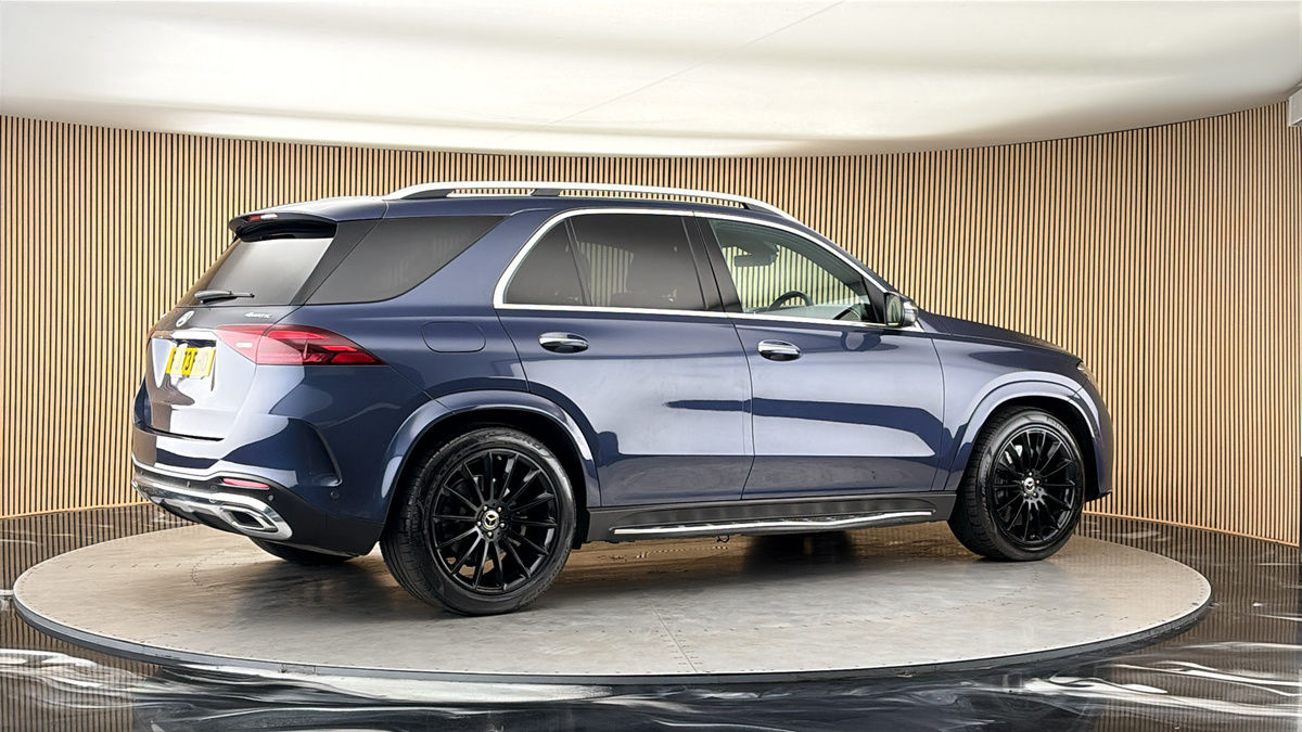 More views of Mercedes-Benz GLE