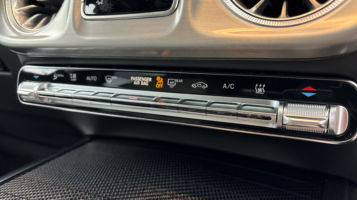 Mercedes-Benz G Class Image 42