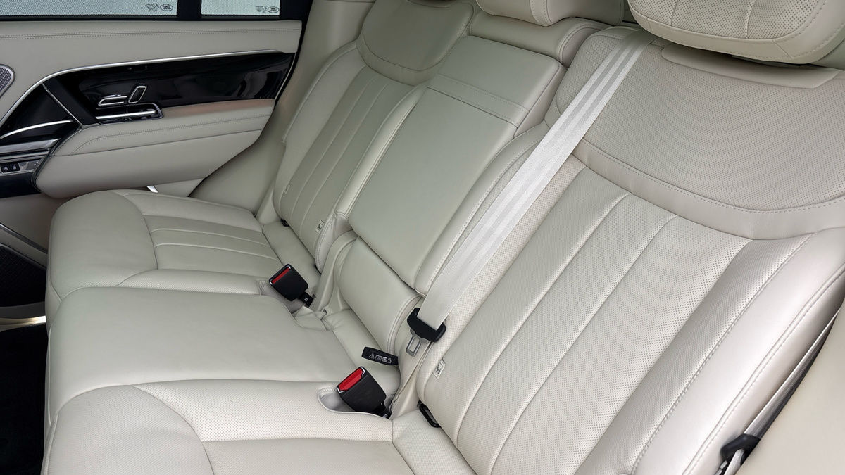 Land Rover Range Rover Image 8