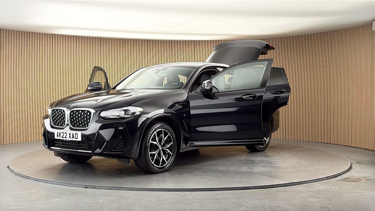 More views of BMW X4