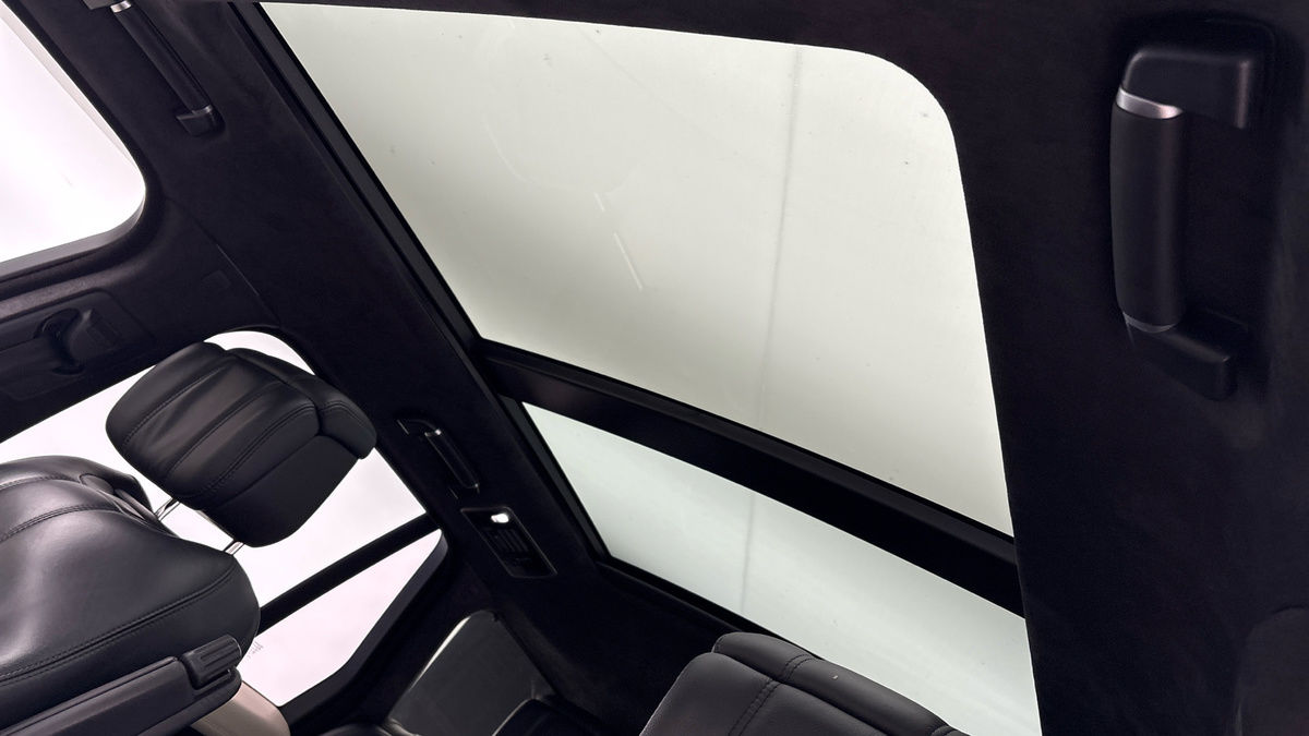 Land Rover Range Rover Image 6