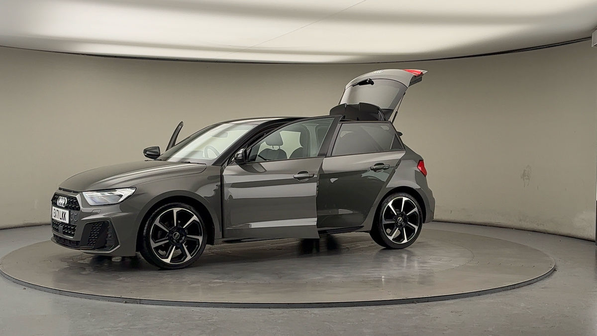 More views of Audi A1