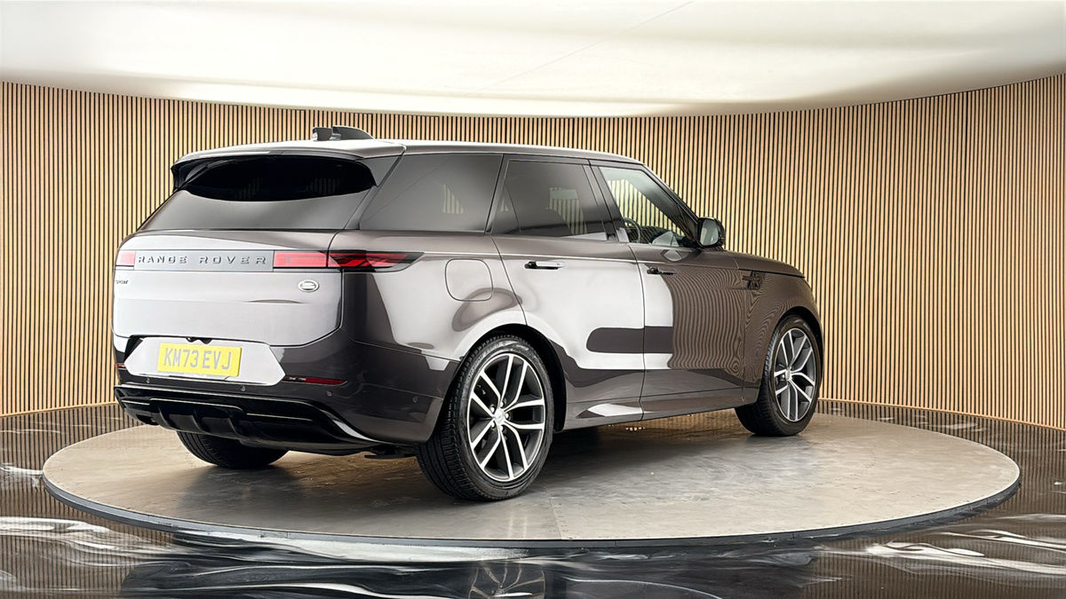 More views of Land Rover Range Rover Sport