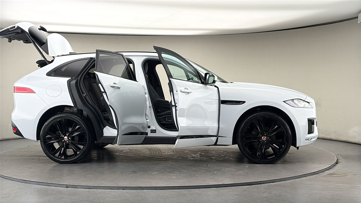 More views of Jaguar F-PACE